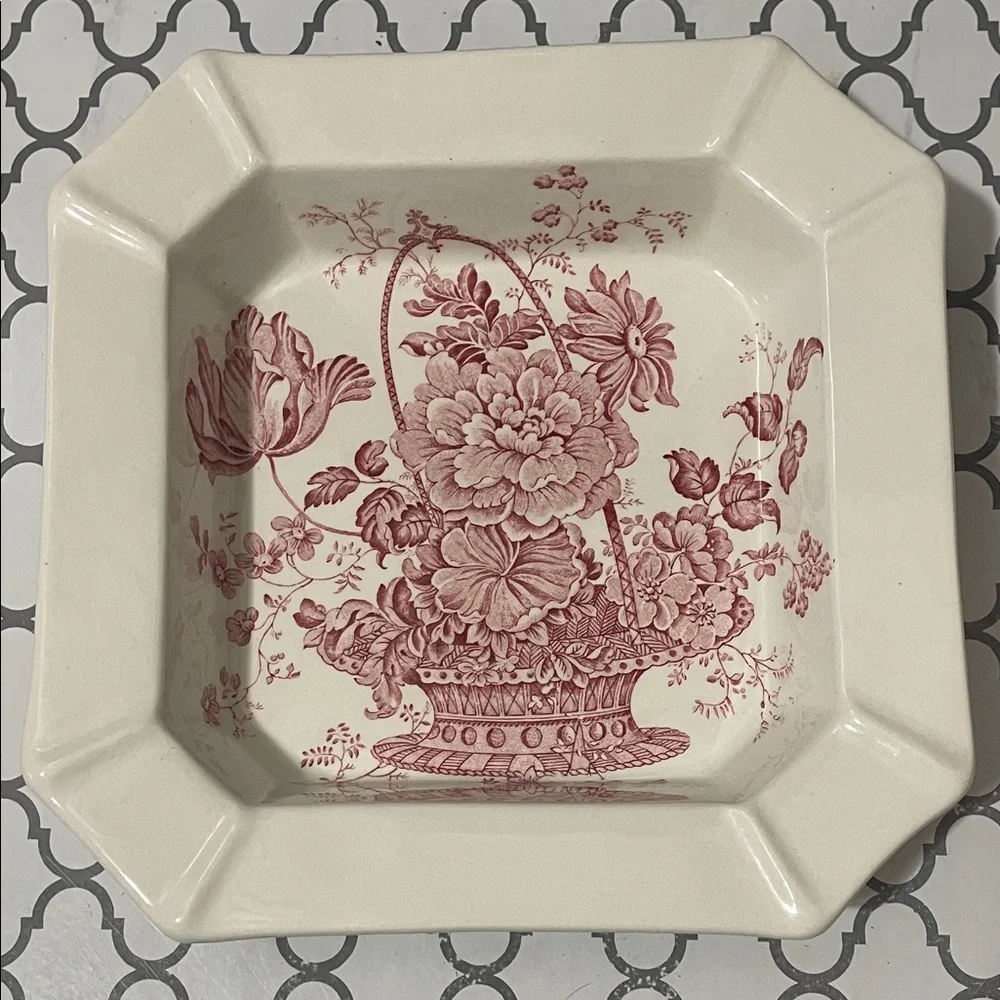Vintage 8”x8” ROYAL CROWNFORD IRONSTONE, Floral Ceramic Dish in Cream and Pink - Picture 1 of 3